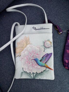 Anuschka Crossbody Bag Flower And Hummingbird small leather hand painted